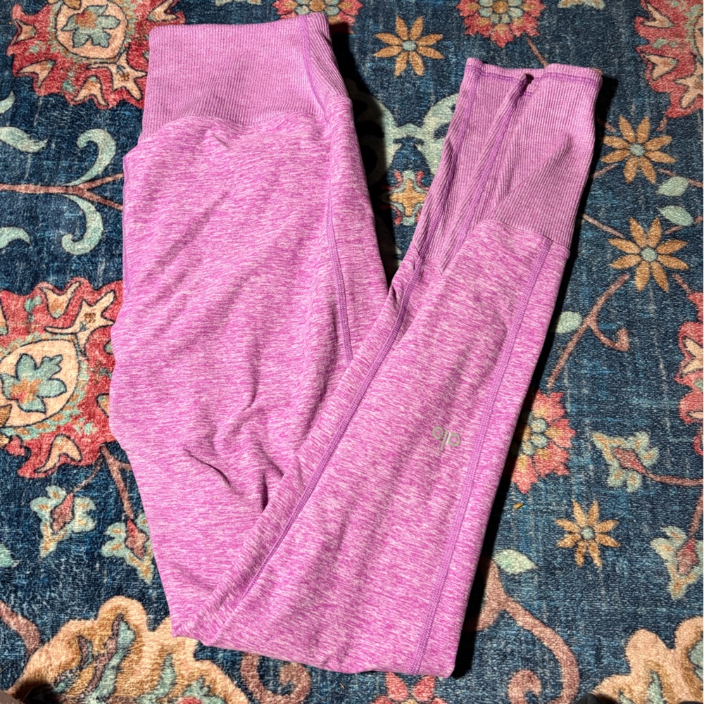 ALO Yoga Pink leggings